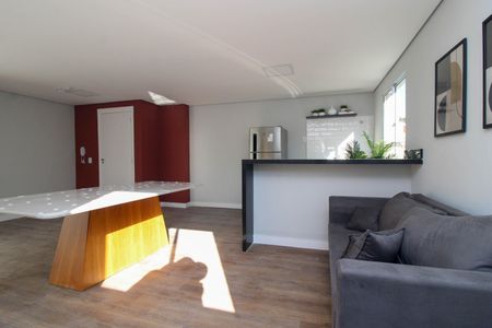 Apartamento para alugar com 29m², 2 quartos e sem vaga Apartamento para alugar com 29m², 2 quartos e sem vagaSalão de Festas