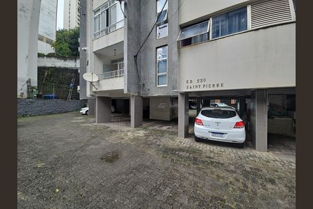 Apartamento para alugar com 87m², 2 quartos e 1 vaga Apartamento para alugar com 87m², 2 quartos e 1 vagaFachada e portaria
