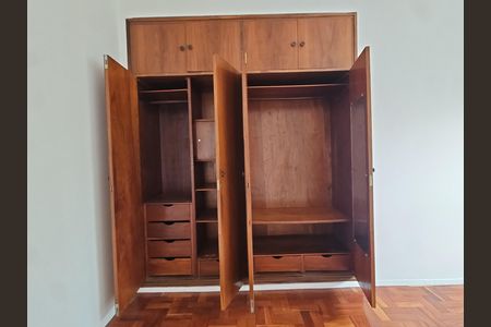 Apartamento para alugar com 87m², 2 quartos e 1 vaga Apartamento para alugar com 87m², 2 quartos e 1 vagaQuarto 2 - Armários