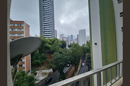 vista varanda de apartamento para alugar com 2 quartos, 87m² em Chame-chame, Salvador