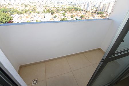 Apartamento para alugar com 65m², 3 quartos e 1 vagaSala