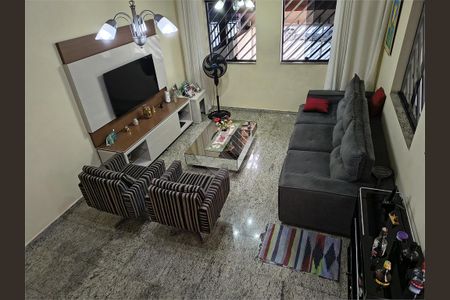 Casa à venda com 118m², 3 quartos e 2 vagas