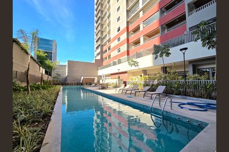 Apartamento à venda com 37m², 1 quarto e sem vaga Apartamento à venda com 37m², 1 quarto e sem vagaÁrea comum - Piscina