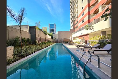 Apartamento à venda com 37m², 1 quarto e sem vaga Apartamento à venda com 37m², 1 quarto e sem vagaÁrea comum - Piscina