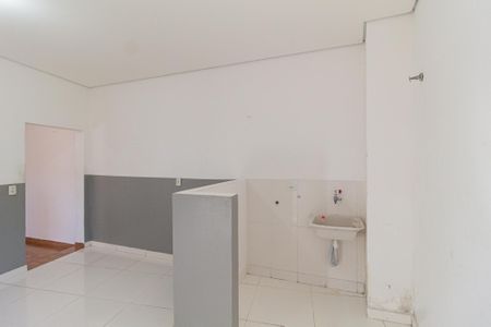 Casa para alugar com 60m², 1 quarto e sem vaga Casa para alugar com 60m², 1 quarto e sem vagaCozinha e Área de Serviço