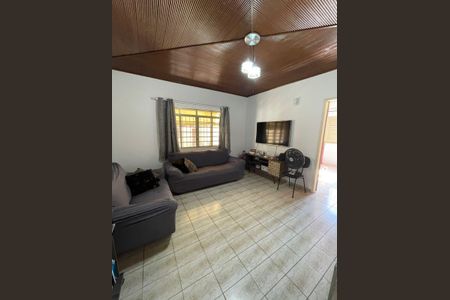 Casa à venda com 4 quartos, 320m² em Centro, Osasco