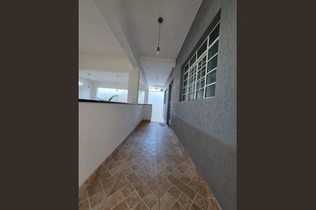 varanda de casa para alugar com 4 quartos, 450m² em Renascer, Contagem