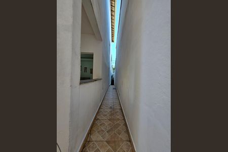 Corredor de casa para alugar com 4 quartos, 450m² em Renascer, Contagem