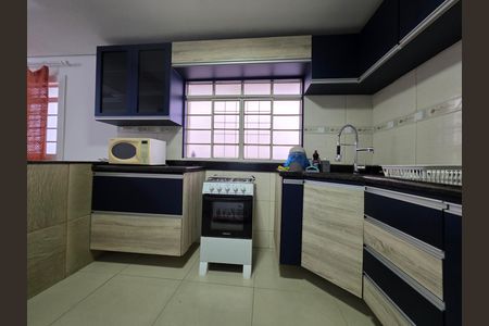 Cozinha de casa para alugar com 4 quartos, 450m² em Renascer, Contagem