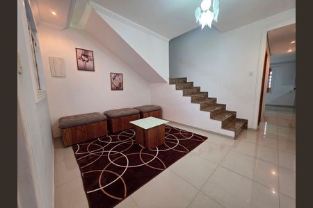 Casa para alugar com 450m², 4 quartos e 3 vagassala