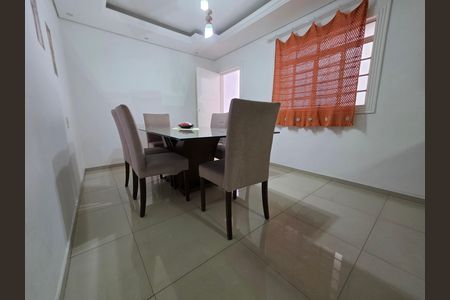 Casa para alugar com 450m², 4 quartos e 3 vagascopa