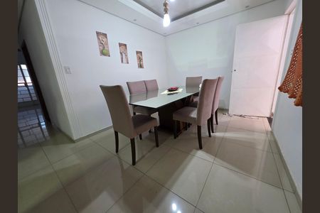 Casa para alugar com 450m², 4 quartos e 3 vagascopa