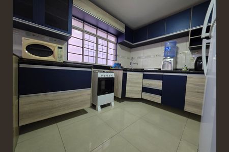 Casa para alugar com 450m², 4 quartos e 3 vagasCozinha