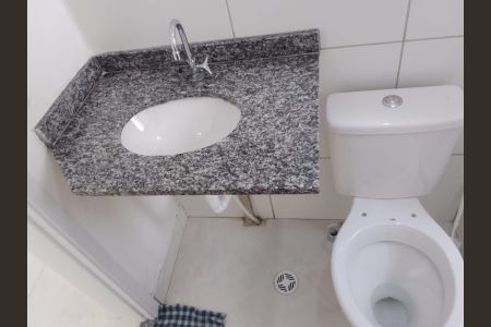 Banheiro de apartamento para alugar com 2 quartos, 92m² em Vera Tereza, São Paulo