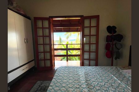 Casa à venda com 3 quartos, 195m² em Santa Cruz, Valinhos