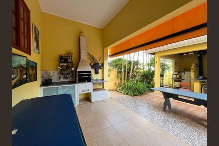Casa à venda com 3 quartos, 195m² em Santa Cruz, Valinhos