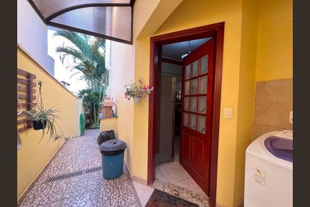 Casa à venda com 3 quartos, 195m² em Santa Cruz, Valinhos
