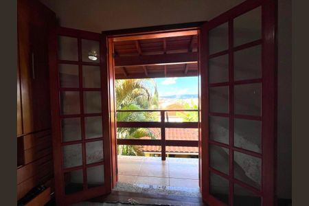 Casa à venda com 195m², 3 quartos e 4 vagas