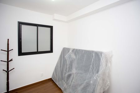 Quarto 2 de apartamento para alugar com 2 quartos, 43m² em Canhema, Diadema