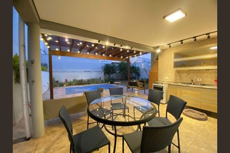Casa à venda com 3 quartos, 237m² em Loteamento Residencial Santa Gertrudes, Valinhos