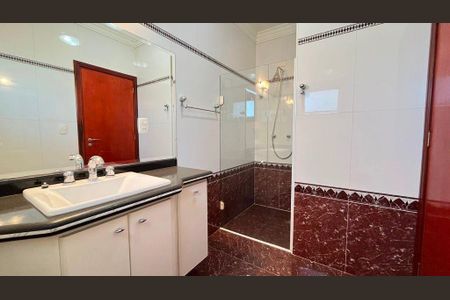 Casa à venda com 360m², 4 quartos e 4 vagas