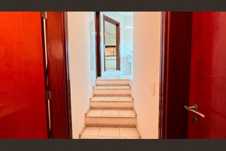 Casa à venda com 360m², 4 quartos e 4 vagas
