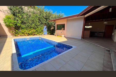 Casa à venda com 360m², 4 quartos e 4 vagas