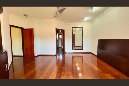 Casa à venda com 360m², 4 quartos e 4 vagas