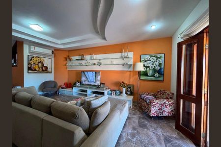 Casa à venda com 4 quartos, 340m² em Santa Cruz, Valinhos