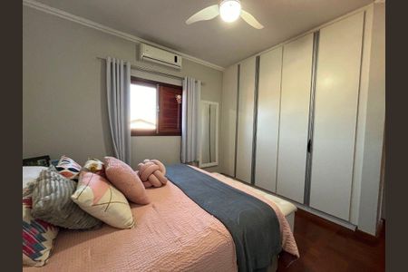 Casa à venda com 340m², 4 quartos e 4 vagas