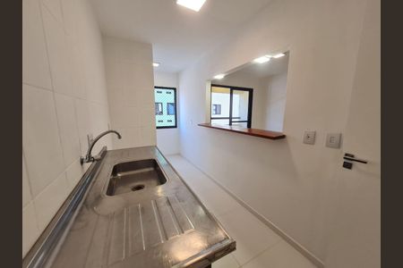 Cozinha de apartamento à venda com 2 quartos, 51m² em Jardim Neide, São Paulo