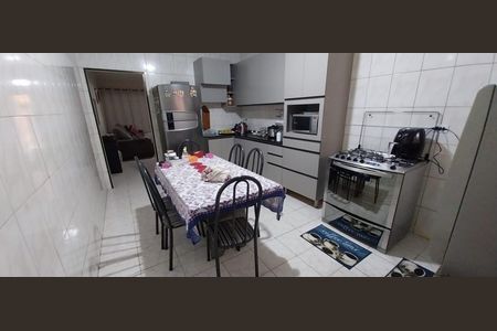Casa à venda com 2 quartos, 107m² em Vila Marina, Santo André
