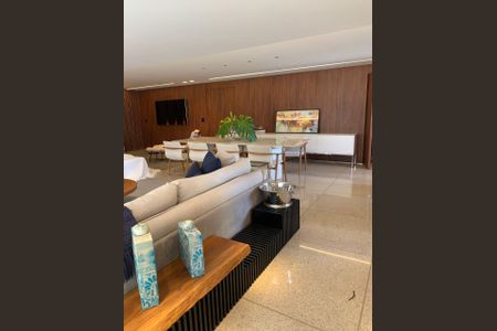 Apartamento à venda com 4 quartos, 212m² em Belvedere, Belo Horizonte