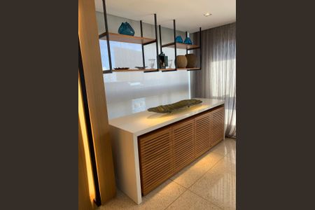 Apartamento à venda com 4 quartos, 212m² em Belvedere, Belo Horizonte