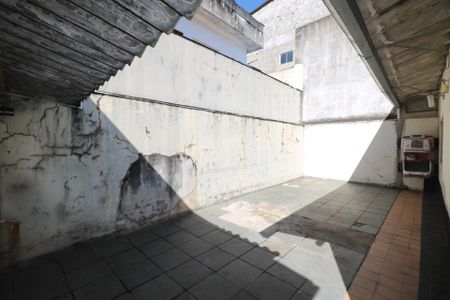 Casa à venda com 208m², 3 quartos e 3 vagas Casa à venda com 208m², 3 quartos e 3 vagasQuintal