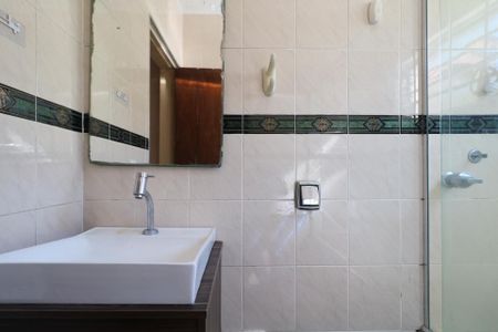 Banheiro da Suíte de casa à venda com 3 quartos, 208m² em Jardim Rubilene, Diadema