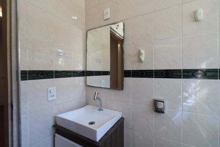 Casa à venda com 208m², 3 quartos e 3 vagas Casa à venda com 208m², 3 quartos e 3 vagasBanheiro da Suíte
