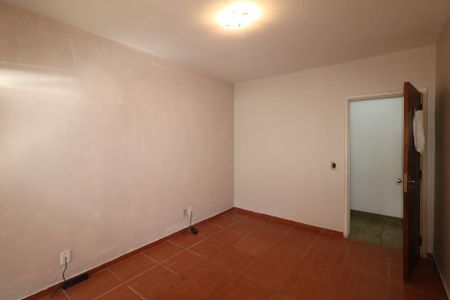 Casa à venda com 208m², 3 quartos e 3 vagas Casa à venda com 208m², 3 quartos e 3 vagasSuite