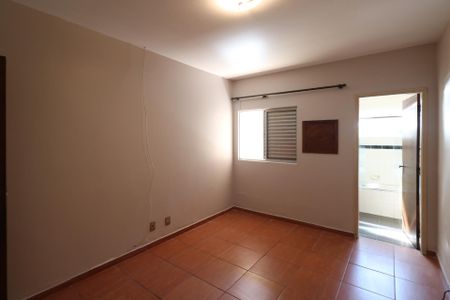 Suite de casa para alugar com 3 quartos, 208m² em Jardim Rubilene, Diadema