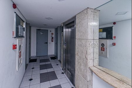 Apartamento à venda com 63m², 2 quartos e 1 vagahall de entrada_3