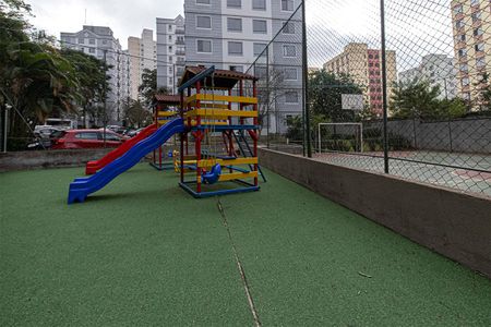Apartamento à venda com 63m², 2 quartos e 1 vagaplay ground_4