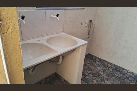 Apartamento para alugar com 78m², 2 quartos e sem vaga