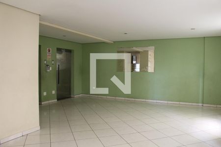 Apartamento para alugar com 68m², 2 quartos e 1 vaga Apartamento para alugar com 68m², 2 quartos e 1 vagaHall social