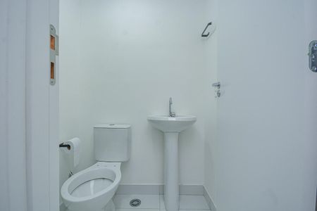 Apartamento para alugar com 33m², 2 quartos e sem vaga