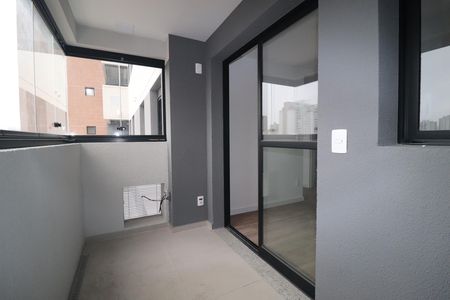Apartamento para alugar com 44m², 2 quartos e 1 vagaVaranda