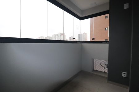 Apartamento para alugar com 44m², 2 quartos e 1 vagaVaranda