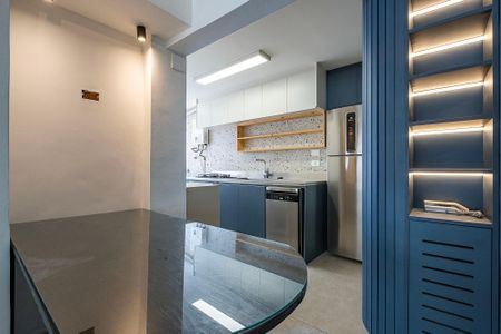 Cozinha de apartamento para alugar com 1 quarto, 46m² em Cerqueira César, São Paulo