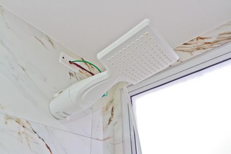 Banheiro de apartamento à venda com 2 quartos, 42m² em Vila Pedra Branca, São Paulo