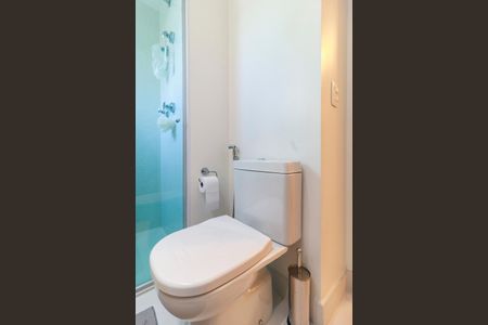 Apartamento à venda com 117m², 3 quartos e 2 vagasSuíte 1 - Banheiro