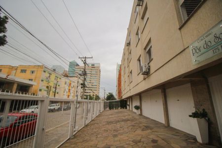 Apartamento para alugar com 98m², 3 quartos e sem vagaÁrea comum